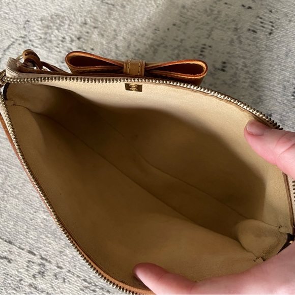 SOLD - Louis Vuitton Cherry Blossom Pochette Accessories - Picture 5 of 9